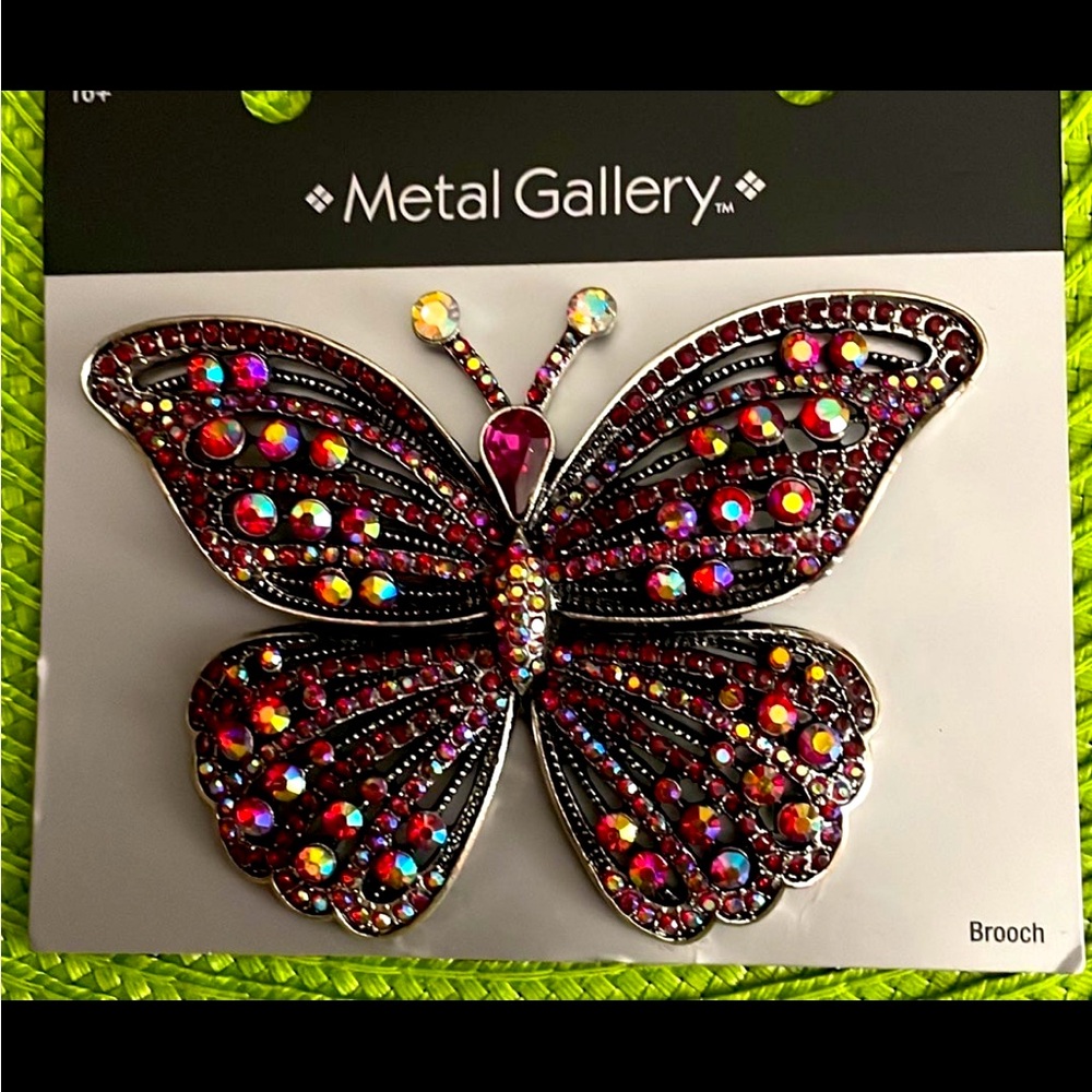 Beautiful Butterfly Brooch